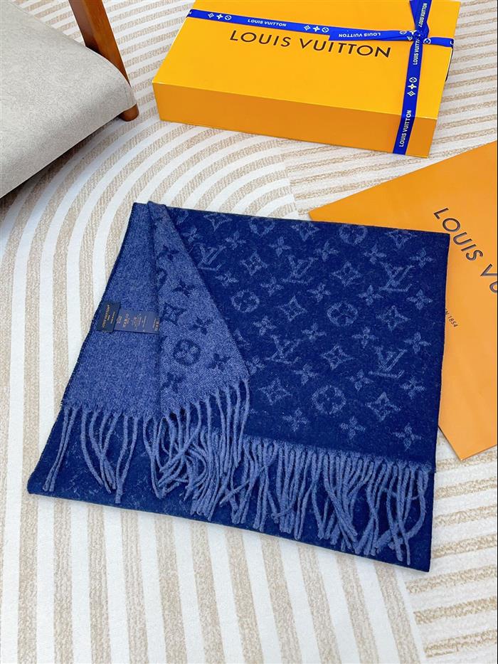 2026116111040590 380